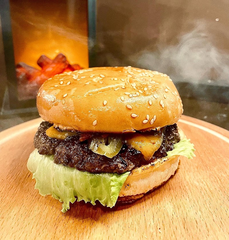 Smoke Burgers & Bar - Image 3 - Batumi, Georgia